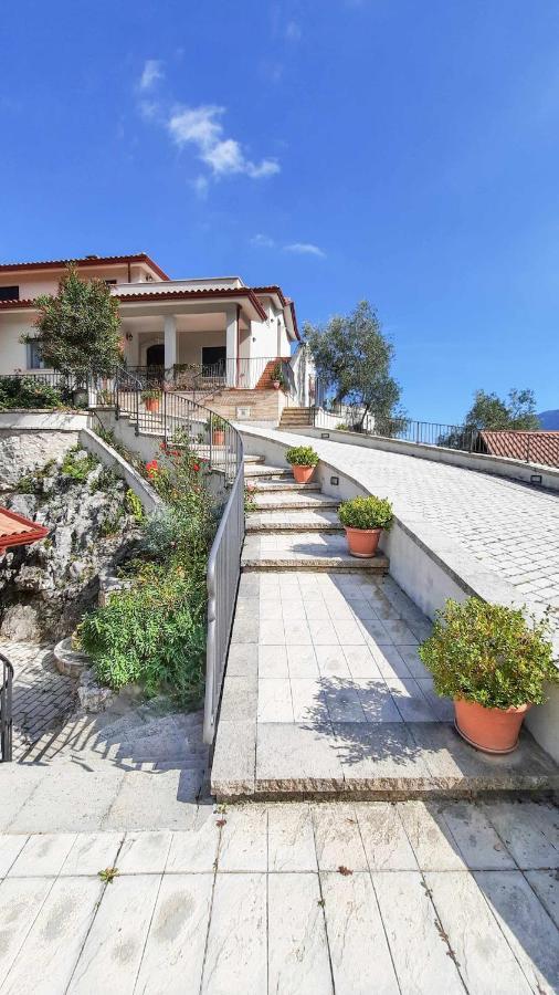 Casa Elisabetta Shortlets Apartment Caposele Ngoại thất bức ảnh